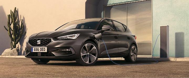 New SEAT Leon Hatchback Ireland, Prices & Info